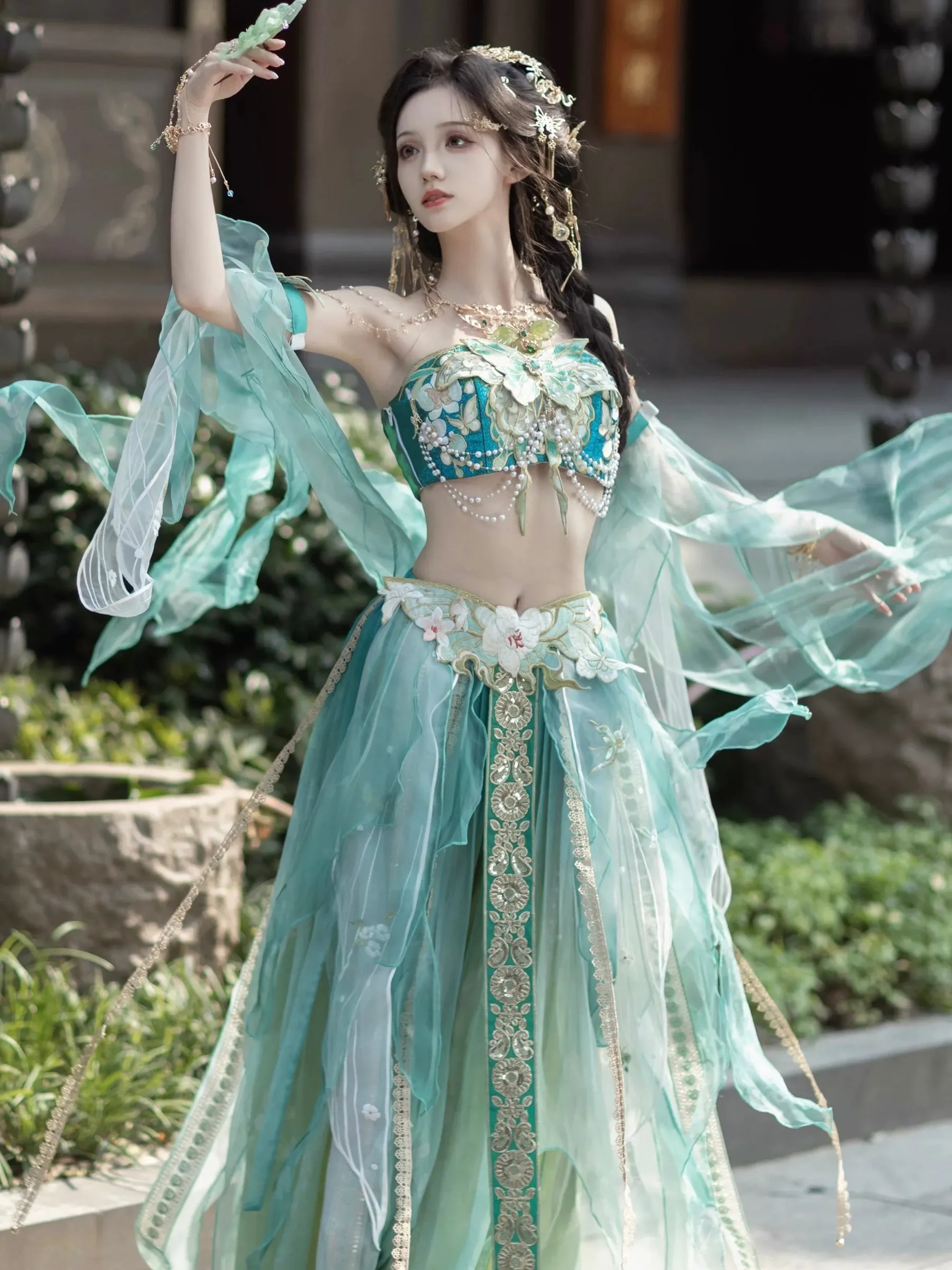 Dunhuang Fairies, Feitian Style Hanfu, Nether Butterflies in Mint 蝴蝶异域 (Preorder)