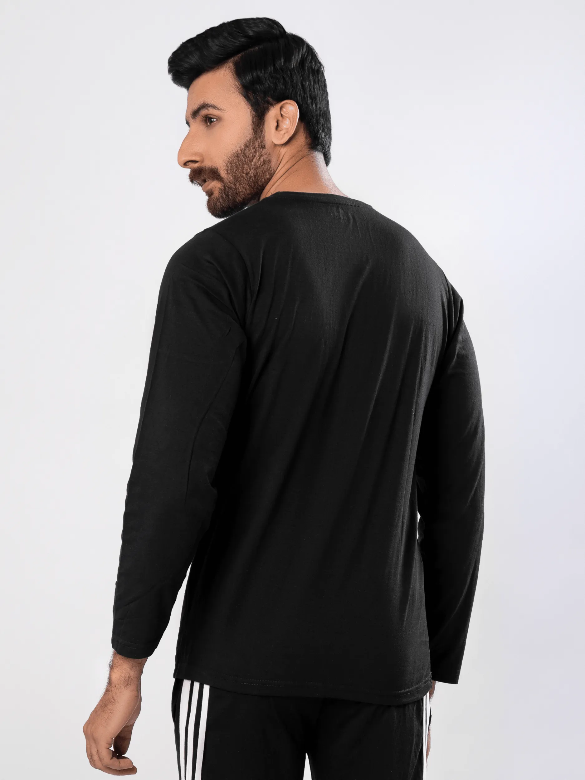 Men's Essential V Neck (Full Sleeves)